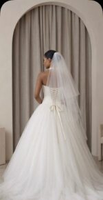 Vestido de Noiva Princesa Romântico com Corset Estruturado e Saia Volumosa em Tule - Imagem 3