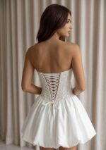 Vestido de Noiva Curto Balonê com Corset Bordado em Pérolas - Imagem 4