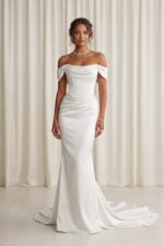 Vestido de Noiva Longo Sereia em Cetim Bucol com Corset Estruturado e Ombros Caídos